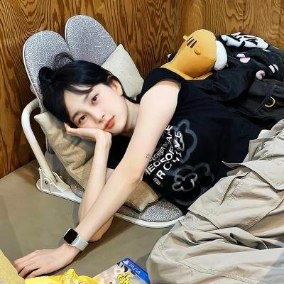 这个男子从事魔法工作